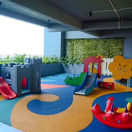 Spacious And Modern 2Br L'Avenue Apartment By Travelio جاكرتا المظهر الخارجي الصورة